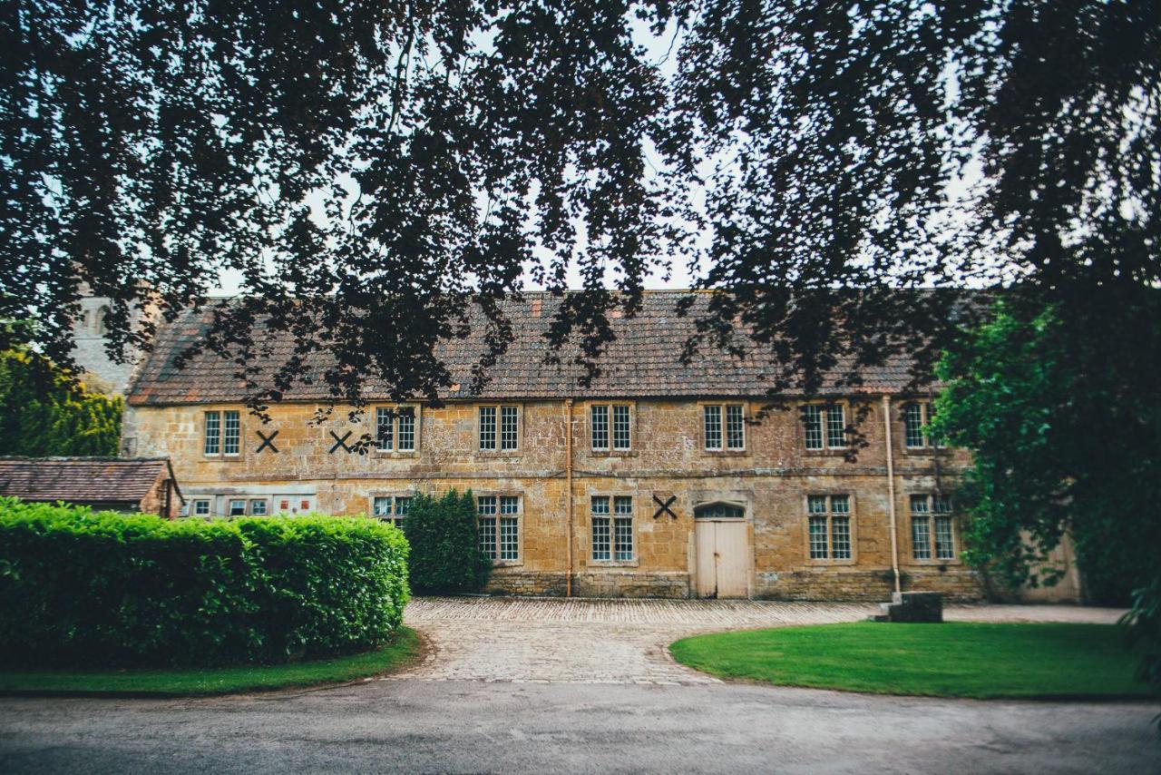 North Cadbury Court Coach Houses Экстерьер фото